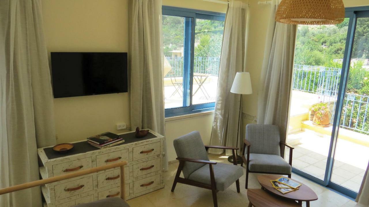 Artsea Studio Apartment With Sea View Ein Hod 外观 照片